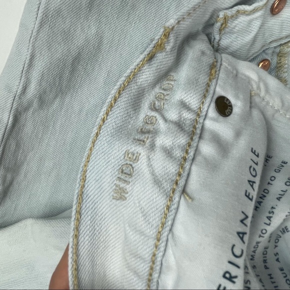 American Eagle Light Wash Cropped Wide Leg Jeans - Picture 12 of 13